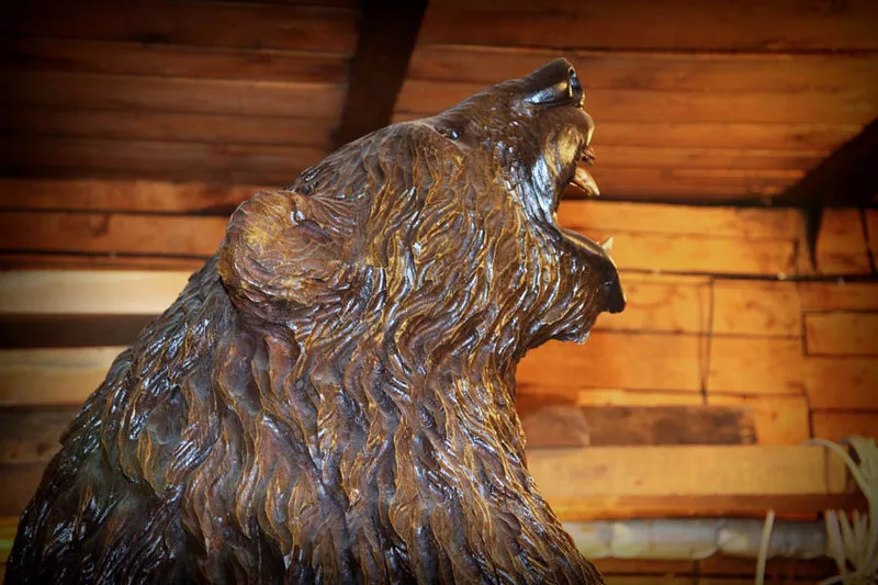 скульптура медведя 3